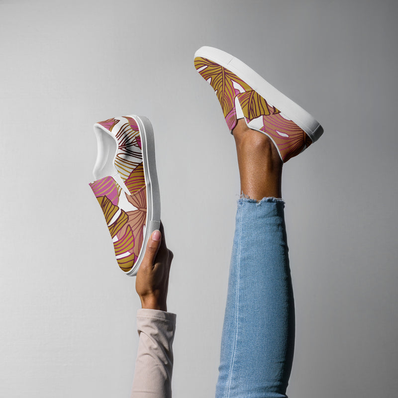 Women’s slip-on canvas shoes